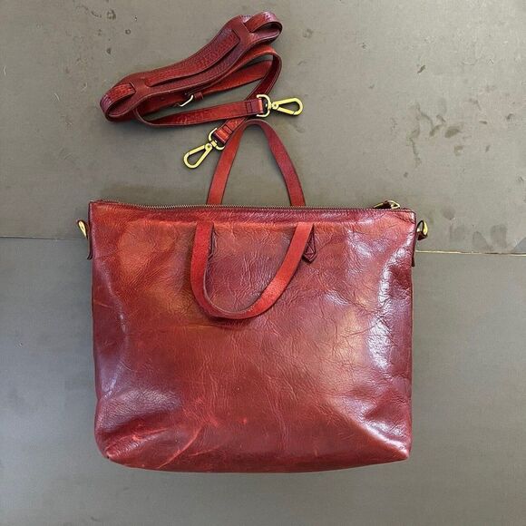 The Zip Top Transport Carryall Dark Cabernet Leather Tote Bag Retired Crossbody - Picture 1 of 11